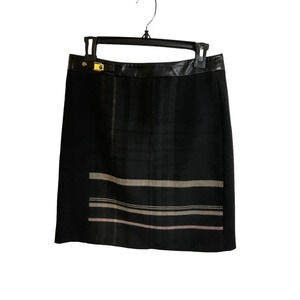 WHITE HOUSE BLACK MARKET 4 plaid straight skirt above knee faux leather